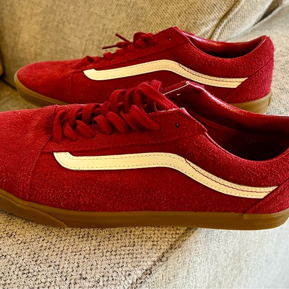 Vans Other - Vans Old Skool Red Suede Gum Sole Skate Shoes Mens 9 Classic Low Top New NWOT